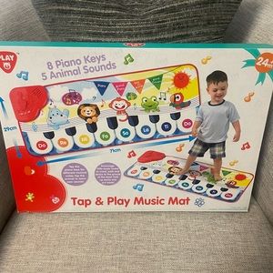 ✨SOLD✨Tap & Play Music Mat